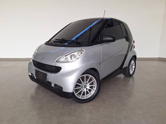 SMART FORTWO 1.0 COUPÊ TURBO 12V GASOLINA 2P AUTOMÁTICO SMART FORTWO 1.0 COUPÊ TURBO 12V GASOLINA 2P AUTOMÁTICO